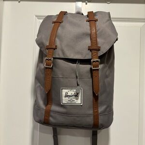 Herschel Retreat Backpack - 23L - grey with brown straps good condition
